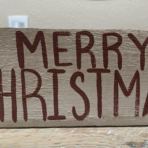 Rustic Merry Christmas Wood Sign - Picture 4 of 13